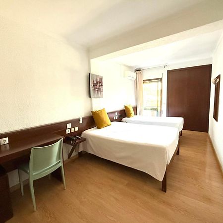 Residencial Dona Teresa Otel Maía Dış mekan fotoğraf
