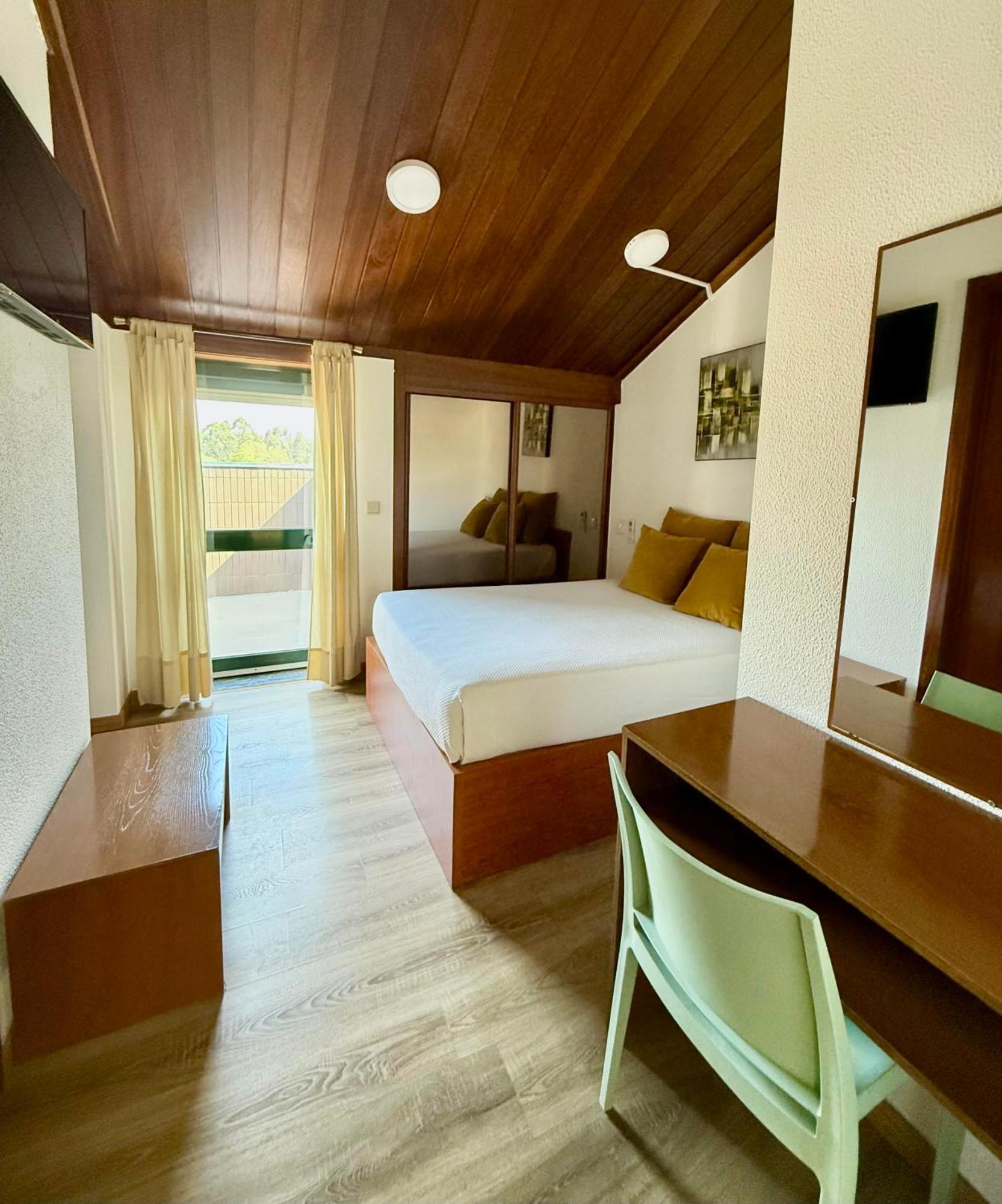 Residencial Dona Teresa Otel Maía Dış mekan fotoğraf